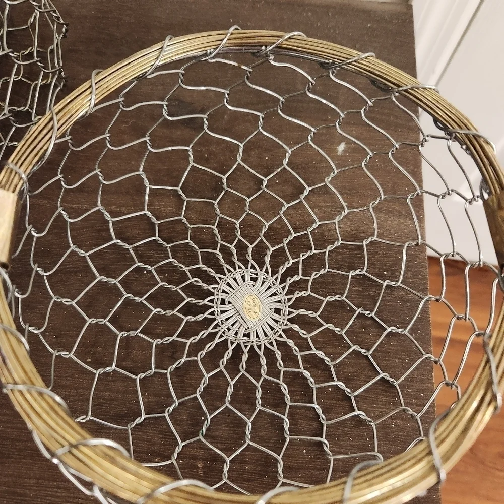 Set Of 2 Gold and Silver Wire Baskets